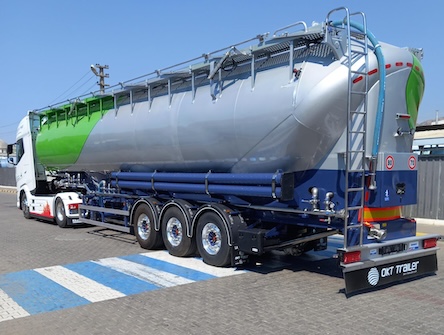 Vanden Bulcke transport - innovatieve onderlader voor bulktransport voeding